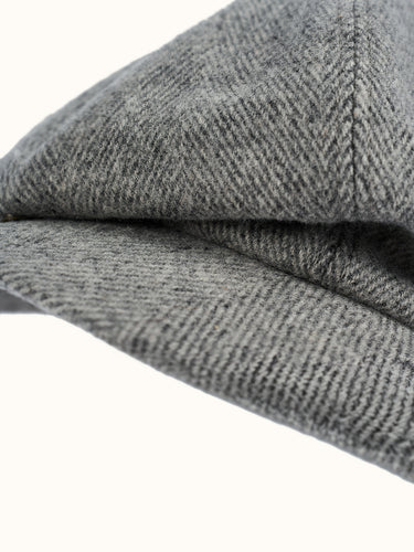 Boina Liverpool de Demons & Machines con diseño clásico y cómoda, vista frontal del accesorio de cabeza. #color_gris