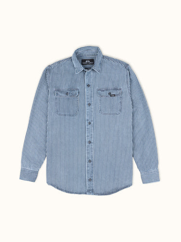 Camisa Dayton de Demons & Machines, con diseño de manga larga y cuello clásico.