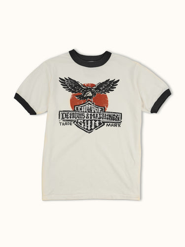 Remera sporty Chopper de DEMONS & MACHINES con diseño gráfico en color negro y detalles deportivos visibles. #color_negro