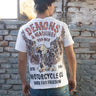 Remera slim DEMONS & MACHINES EAGLE, estampa gigante craqueada, algodón pesado peinado premium.   #color_crudo