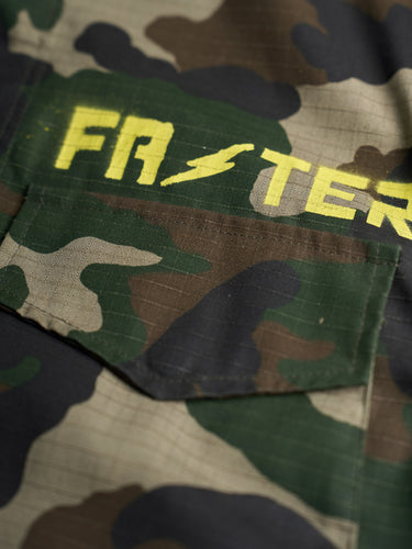 Campera Army Camuflada detalle manga - DEMONS & MACHINES