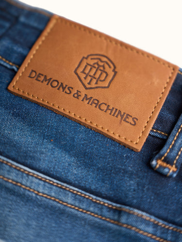 Jean New Orleans Chase Blue azul marino detalle cintura - Demons & Machines
