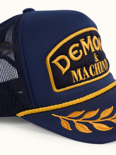 Gorra Podium II de Demons & Machines, estilo casual con malla y visera curva #color_azul