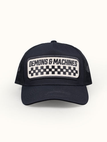 Gorra trucker DEMONS & MACHINES, estilo casual con malla y visera curva #color_negro