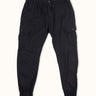 Pantalón cargo Demons & Machines oversize confeccionado en gabardina liviana de algodón. #color_negro