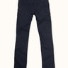 Pantalón Demons & Machines estilo carpintero confeccionado en bull elastizado. Lavado stone. Doble bolsillo carpintero en trasero derecho. Calce recto, tiro medio.