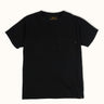 Remera Demons & Machines manga corta confeccionada en jersey de algodón con cuello de ribb y bolsillo plaqué. Regular fit.  #color_negro
