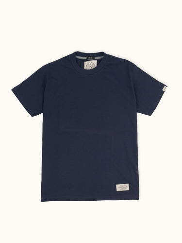 Remera básica azul de la marca Demons & Machines, vista frontal, camiseta de corte simple y estilo casual. #color_azul