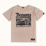 Remera DEMONS & MACHINES Brat Indian de manga corta, en colaboración con el fotógrafo Pablo Franco con diseño gráfico en el frente, 100% algodón premium y cuello redondo.
