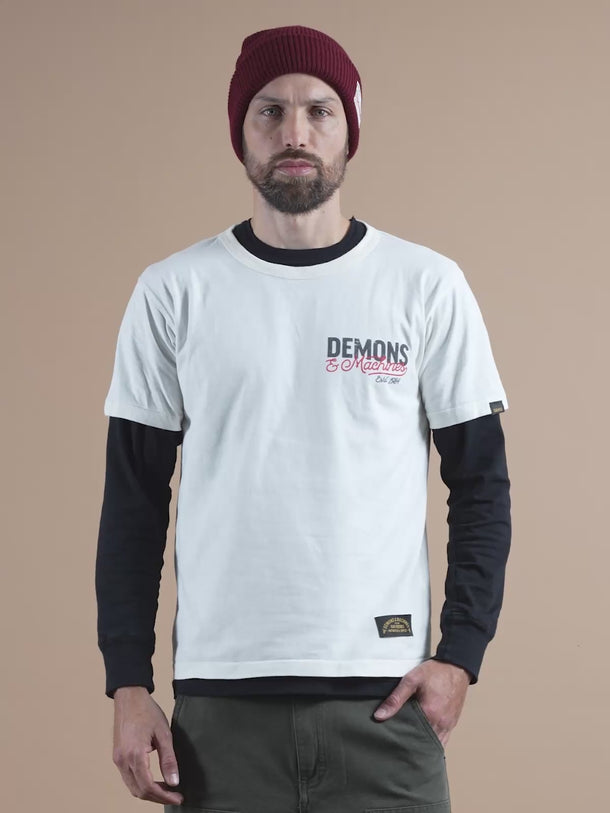 Remera DEMONS & MACHINES BA ADDRESS 100% algodón, con diseño estampado grande en serigrafía. #color_offwhite