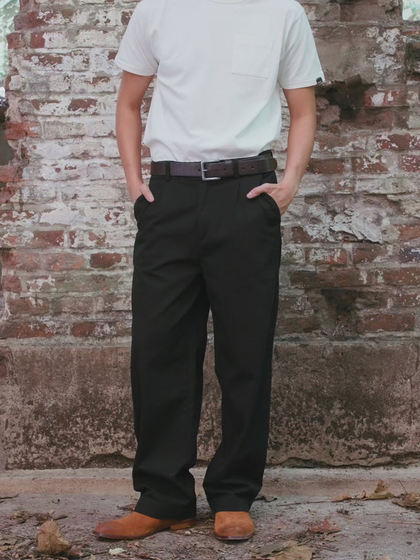 Sastrero Relaxed Fit negro - Video - Demons & Machines. #color_negro