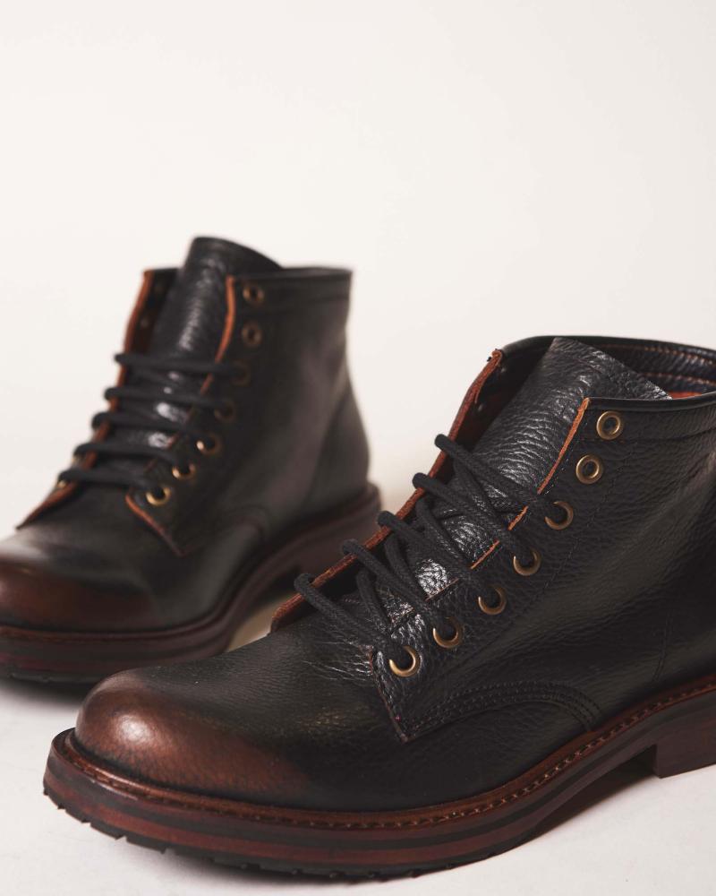PRISON BOOT