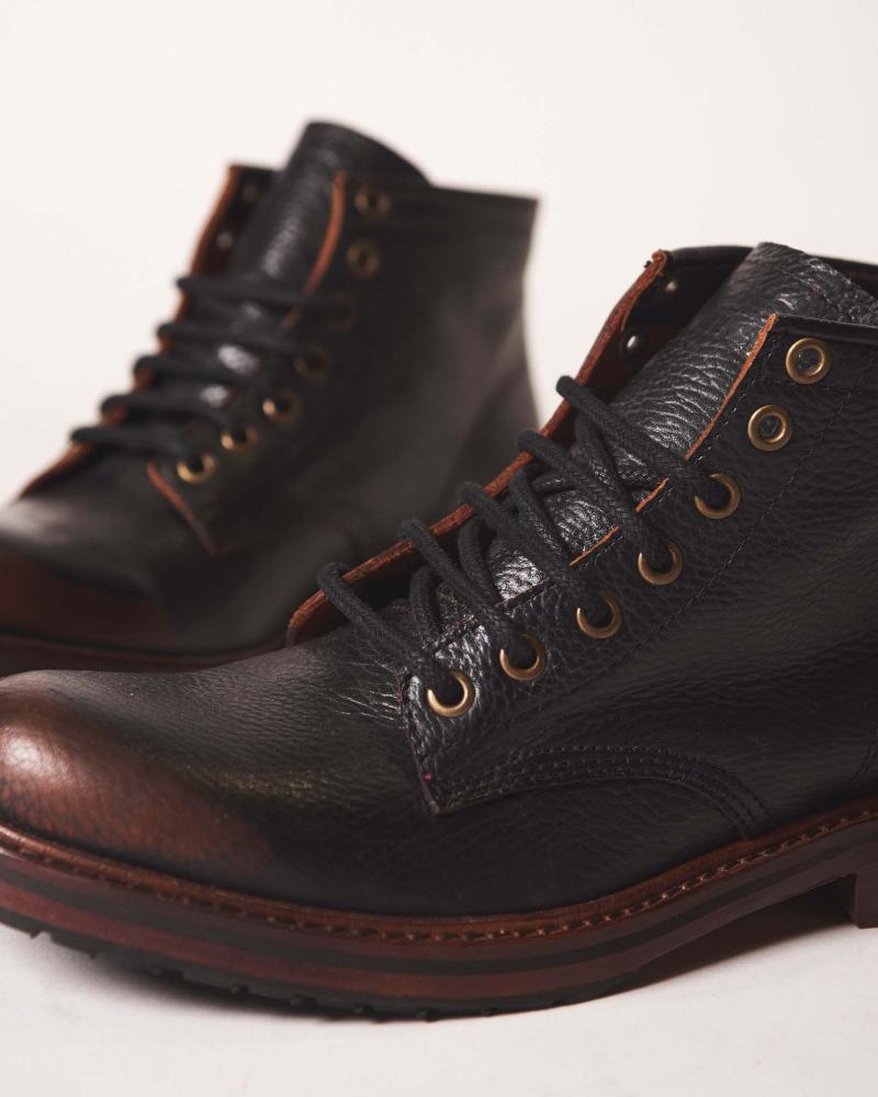 PRISON BOOT