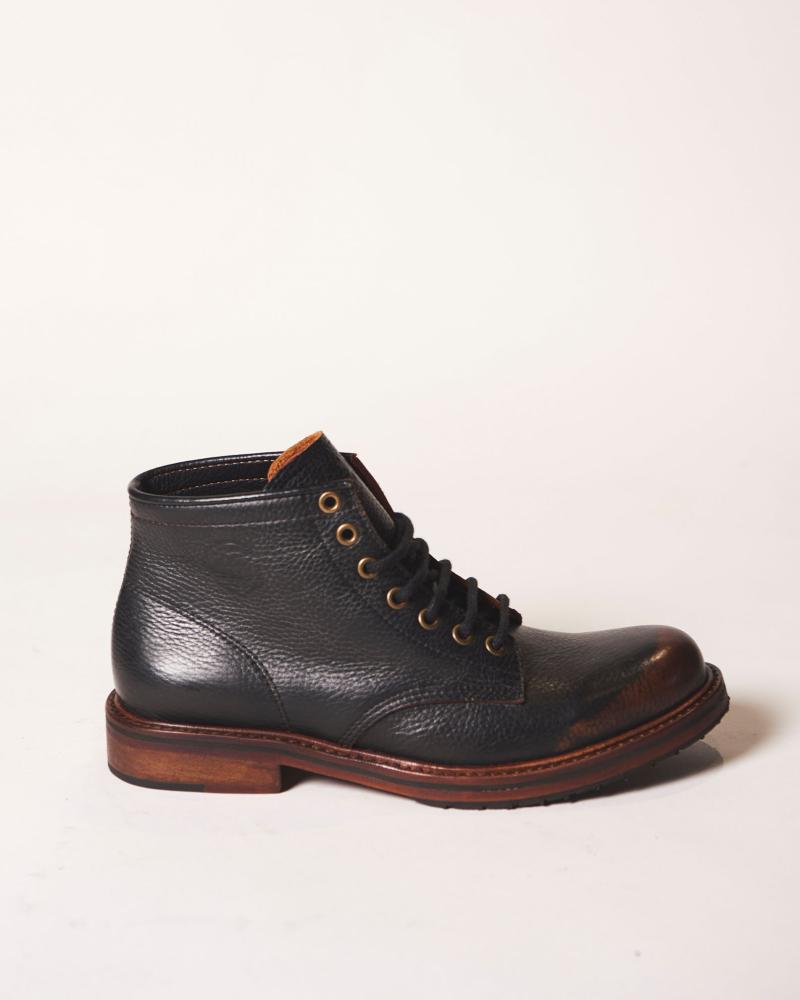 PRISON BOOT