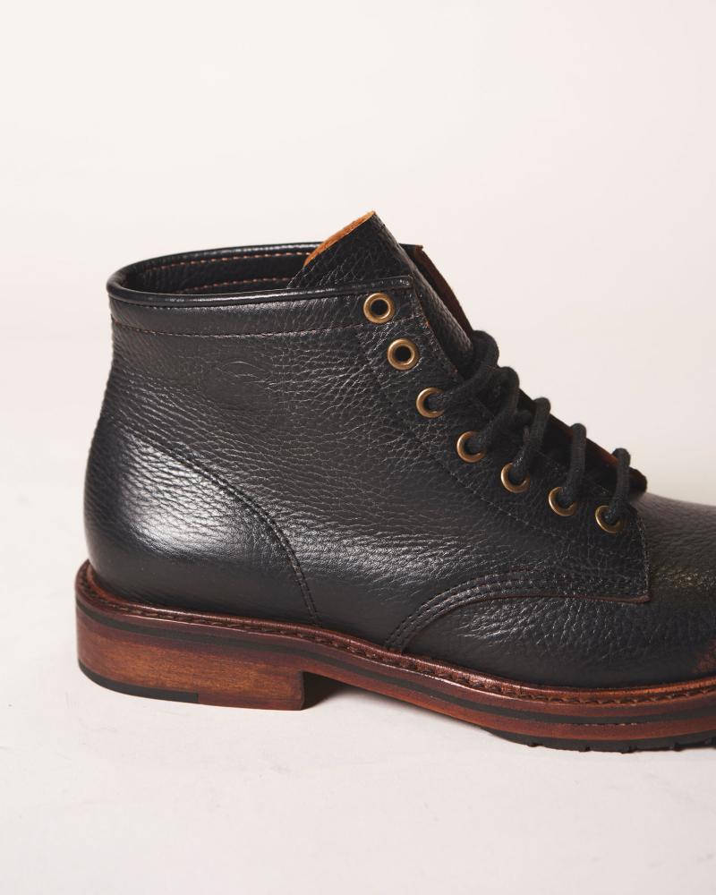 PRISON BOOT