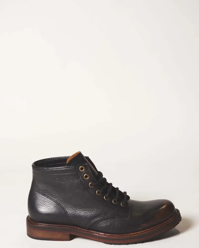 PRISON BOOT
