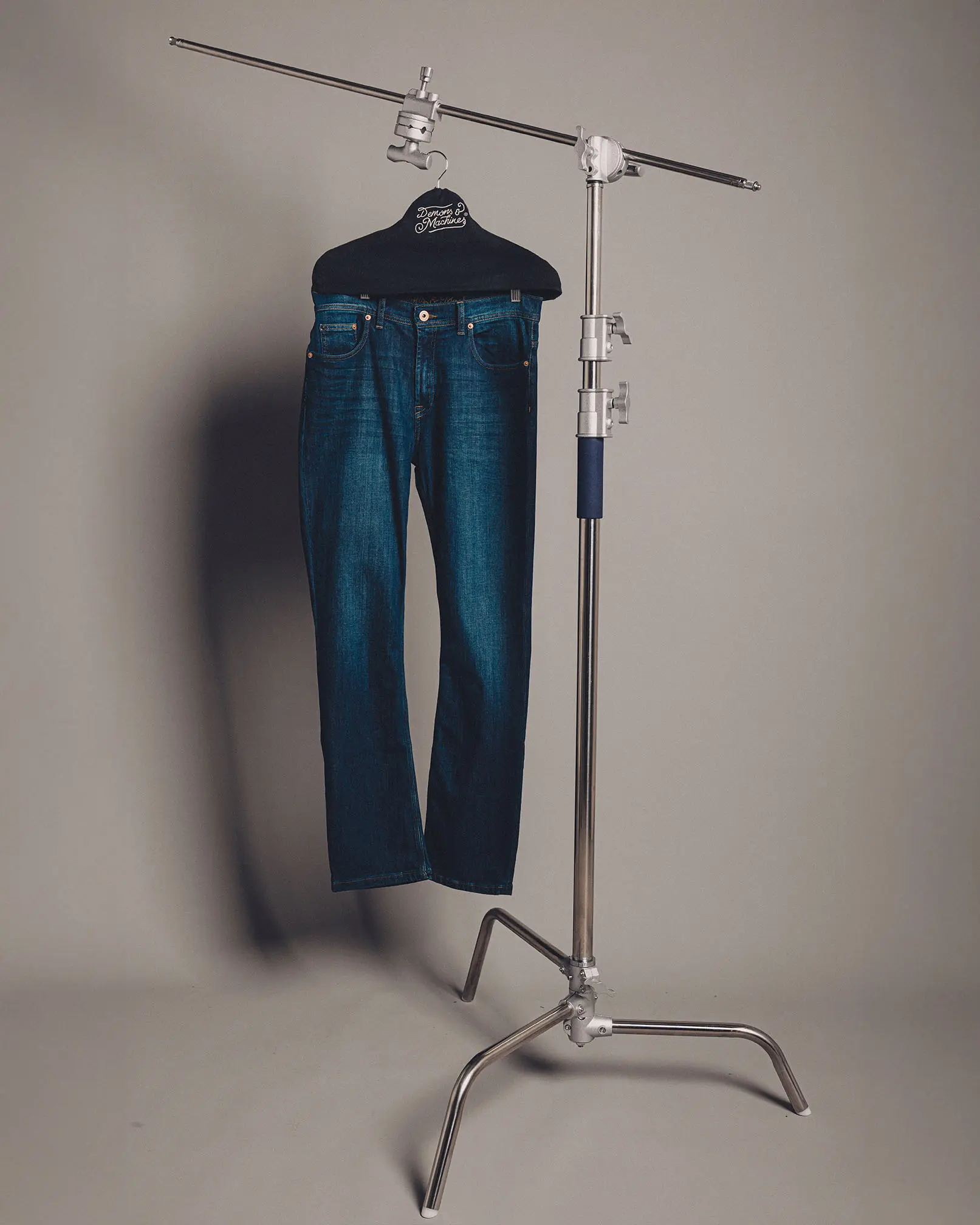 https://www.demonsmachines.com/storage/denim/videos-denim/01-1.mp4