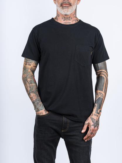 REMERA CON BOLSILLO